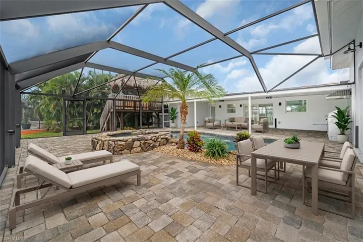 22 Palmview Blvd, Fort Myers Beach Fl 33931