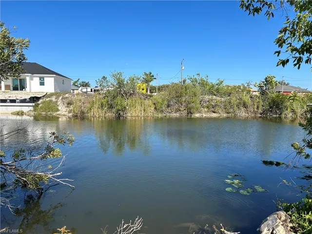 1313 Ne 1st Ave, Cape Coral, Florida 33909