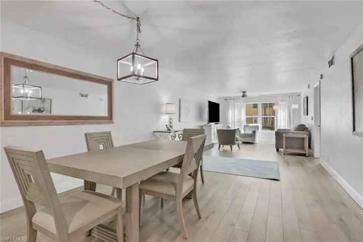 4001  Ice Castle  WAY, Naples, FL 34112