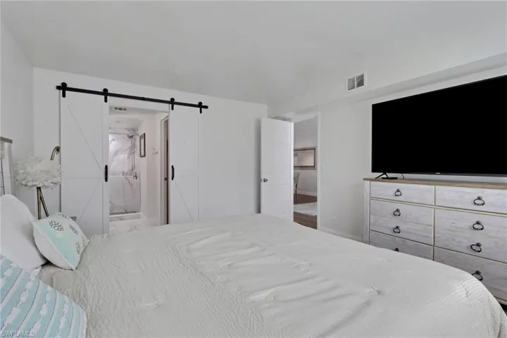 Sliding barn door -