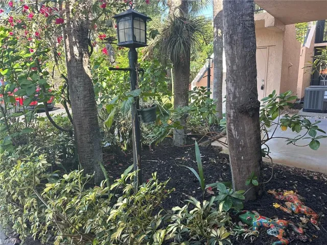 4001  Ice Castle  WAY, Naples, FL 34112