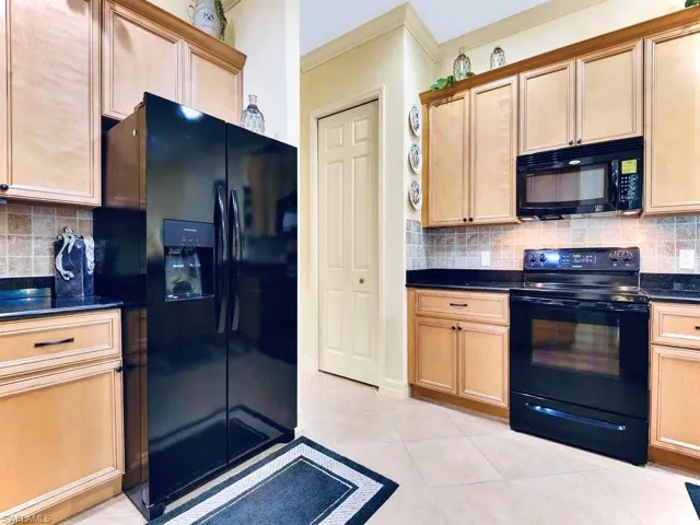 9149  Leatherwood  LOOP, Lehigh Acres, FL 33936