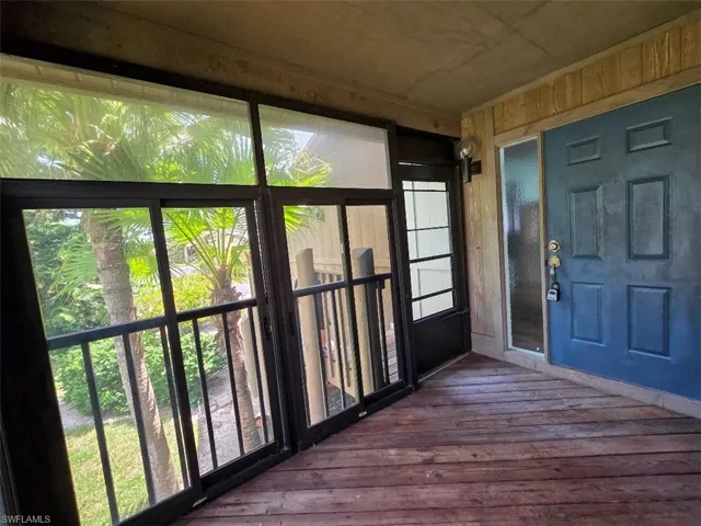 Screened Entry to Villa