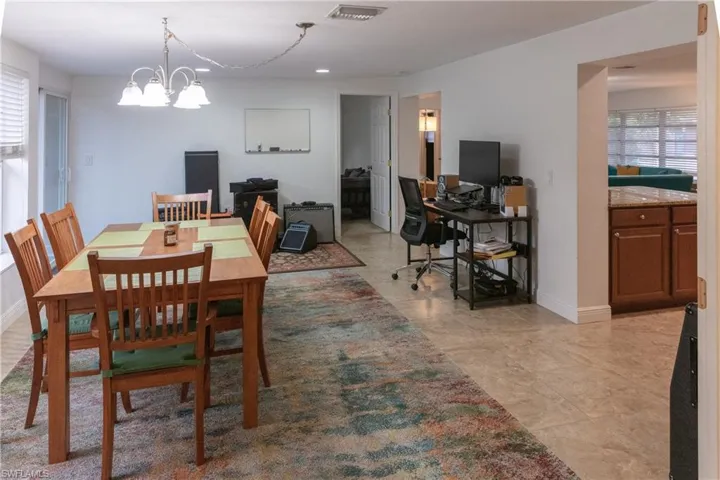 6205  Saint Andrews N CIR, Fort Myers, FL 33919