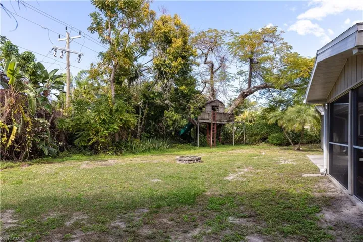 6205  Saint Andrews N CIR, Fort Myers, FL 33919