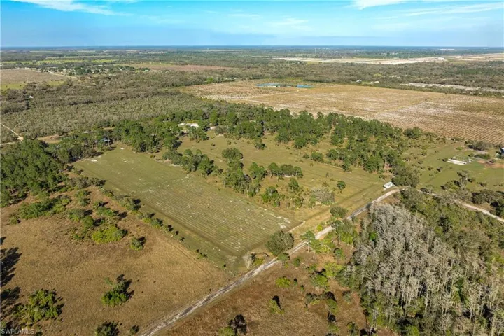 Drone / aerial view featuring a rural view