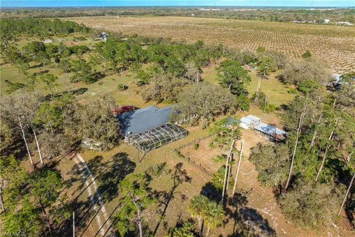 Drone / aerial view featuring a rural view