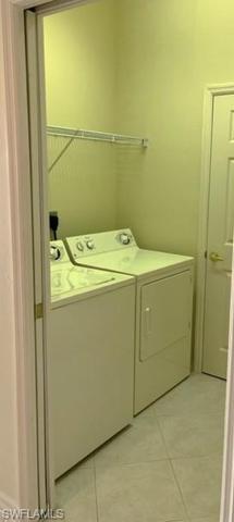 Guest Bath With Tub/Shower Combo