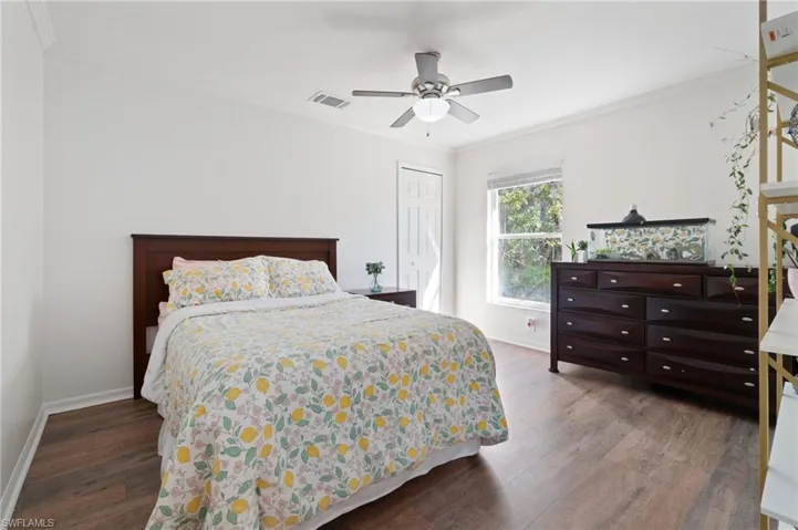 560  12th SE ST, Naples, FL 34117