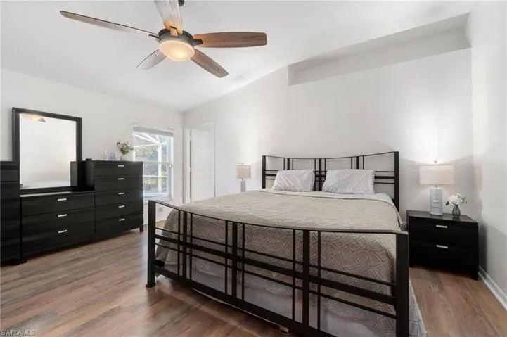 560  12th SE ST, Naples, FL 34117