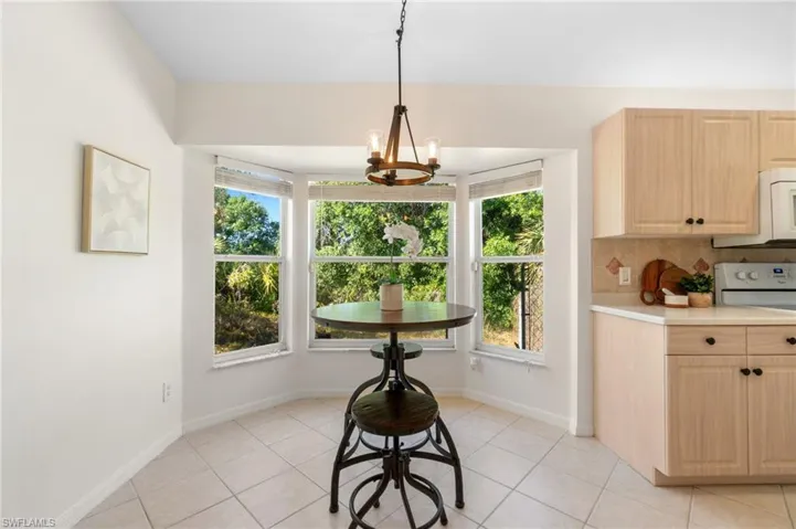 560  12th SE ST, Naples, FL 34117