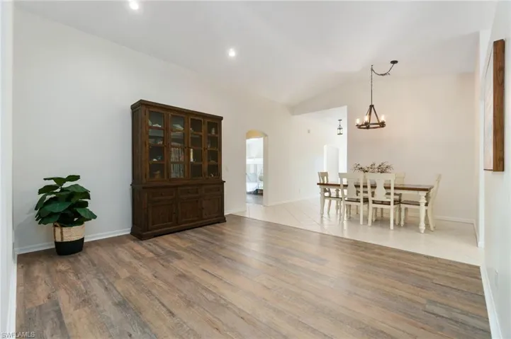 560  12th SE ST, Naples, FL 34117