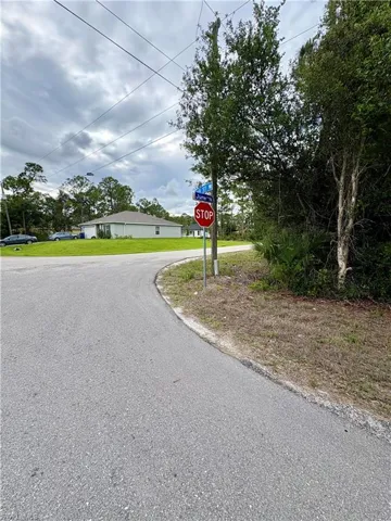 2814 48th St W, Lehigh Acres, Florida 33971