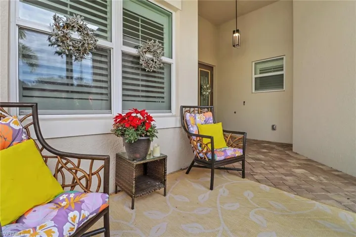 Front screened in area