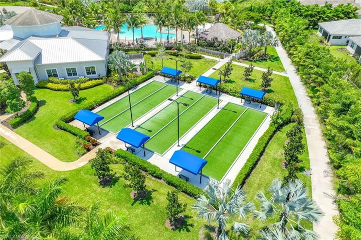 16504  Seagate  PL, Bonita Springs, FL 34135