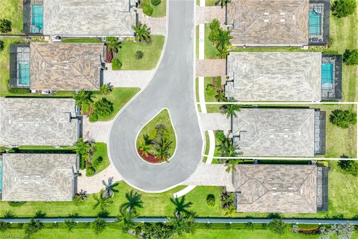 16504  Seagate  PL, Bonita Springs, FL 34135