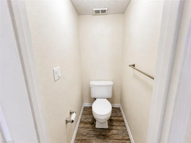 12591 Equestrian Cir 1202, Fort Myers, Florida 33907