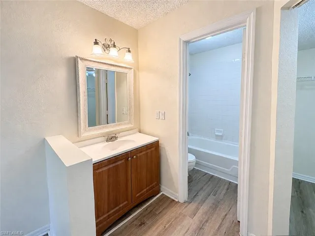 12591 Equestrian Cir 1202, Fort Myers, Florida 33907