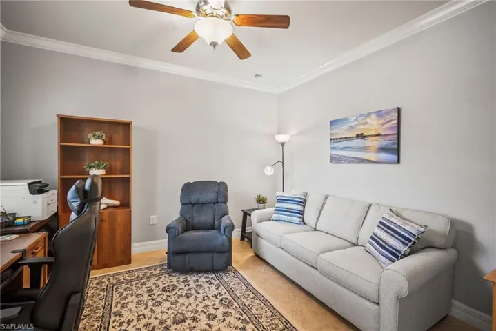 8629  Julia  LN, Naples, FL 34114