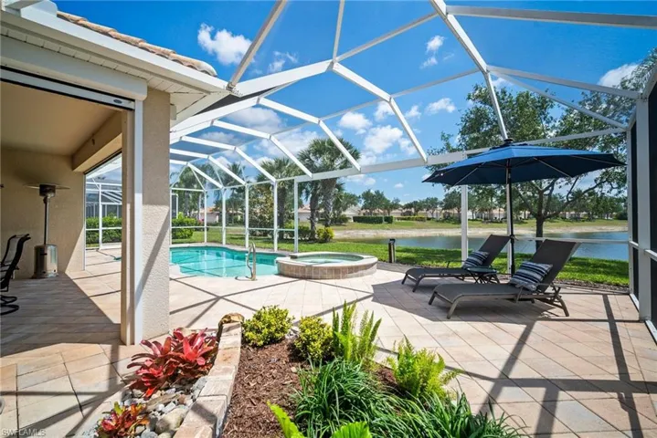 8629  Julia  LN, Naples, FL 34114