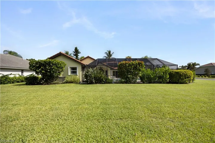 9986 Mar Largo Cir, Fort Myers, Florida 33919
