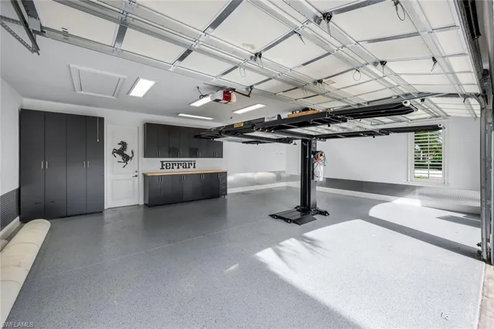 Professional Grade Car Lift