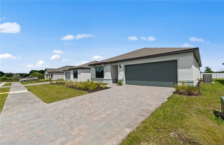 1177 Caloosa Creek Dr, Labelle, Florida 33935
