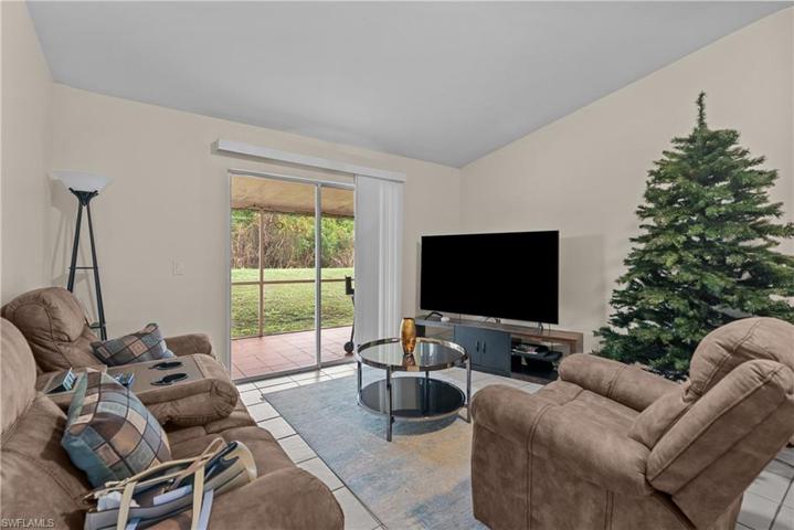 129-131  Jenna S AVE, Lehigh Acres, FL 33973