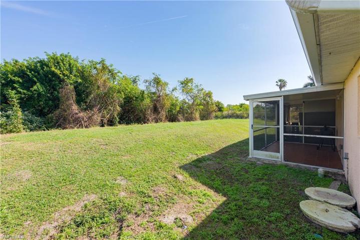 129-131  Jenna S AVE, Lehigh Acres, FL 33973