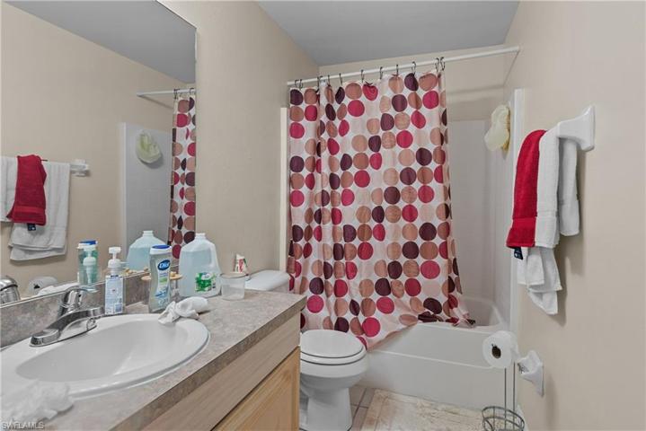 129-131  Jenna S AVE, Lehigh Acres, FL 33973