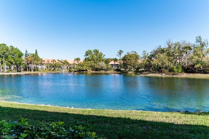 6820  Beach Resort  DR, Naples, FL 34114