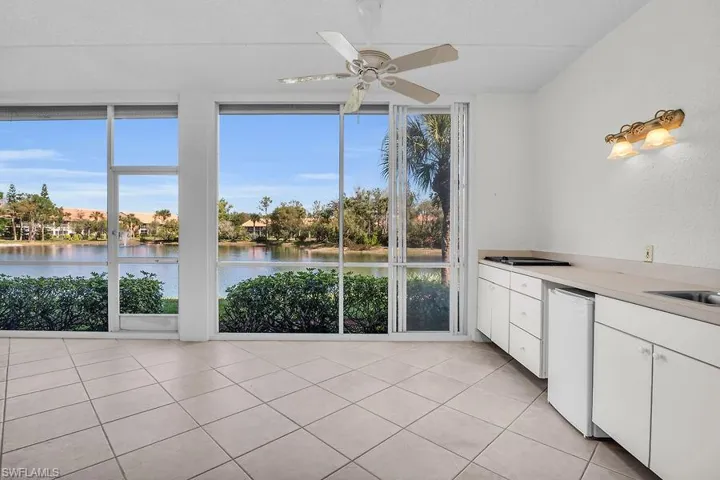 6820  Beach Resort  DR, Naples, FL 34114