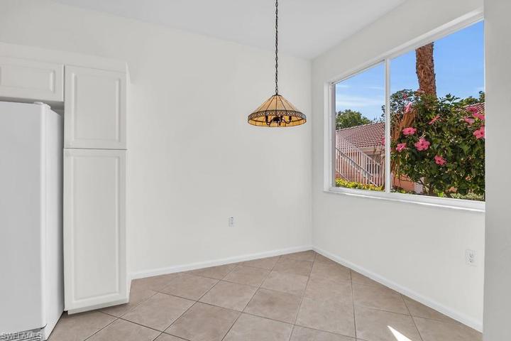 6820  Beach Resort  DR, Naples, FL 34114