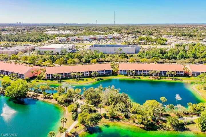 6820  Beach Resort  DR, Naples, FL 34114