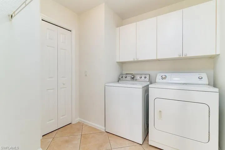 6820  Beach Resort  DR, Naples, FL 34114