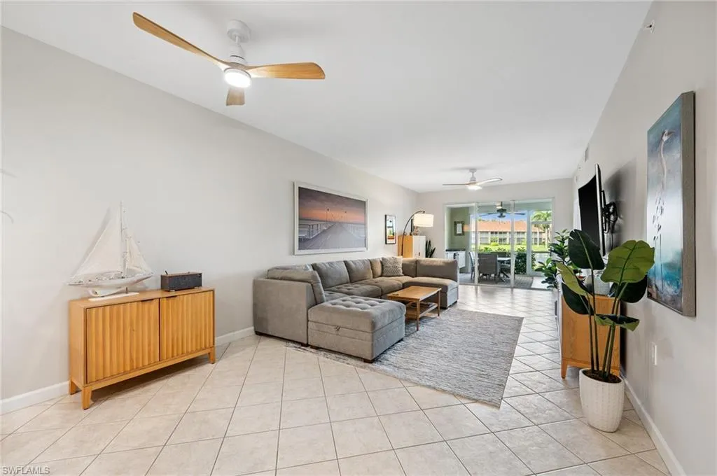 2370 Magnolia AVE, Naples, FL 34112,225060718