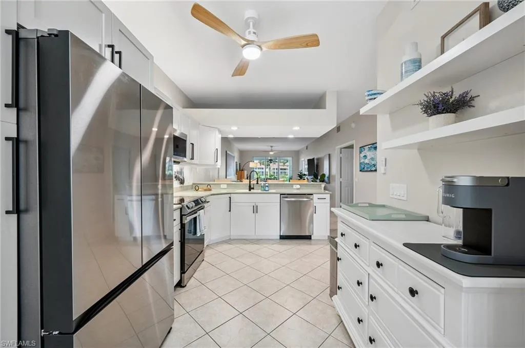 2370 Magnolia AVE, Naples, FL 34112,225060718