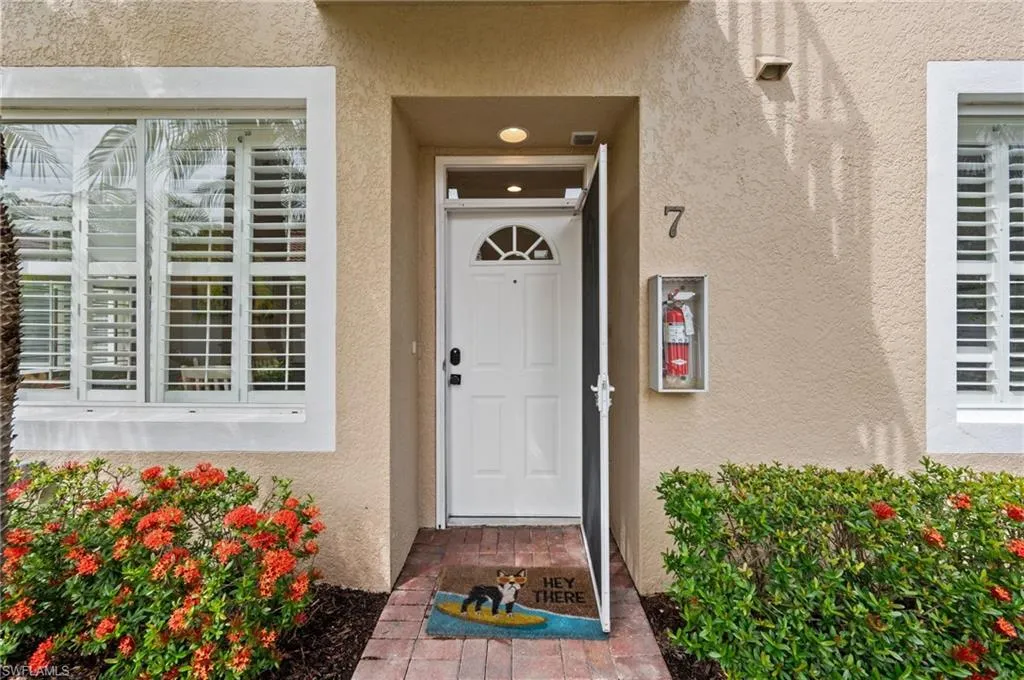 2370 Magnolia AVE, Naples, FL 34112,225060718
