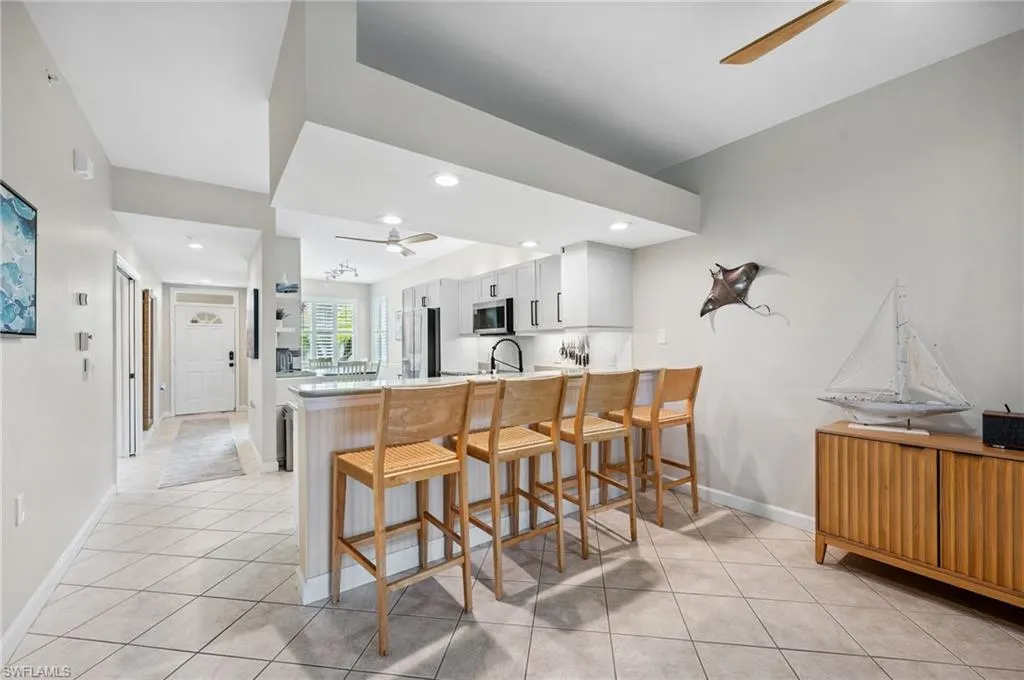 2370 Magnolia AVE, Naples, FL 34112,225060718