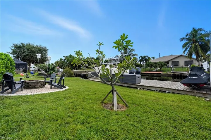 6163 Plumosa Ave, Fort Myers, Florida 33908