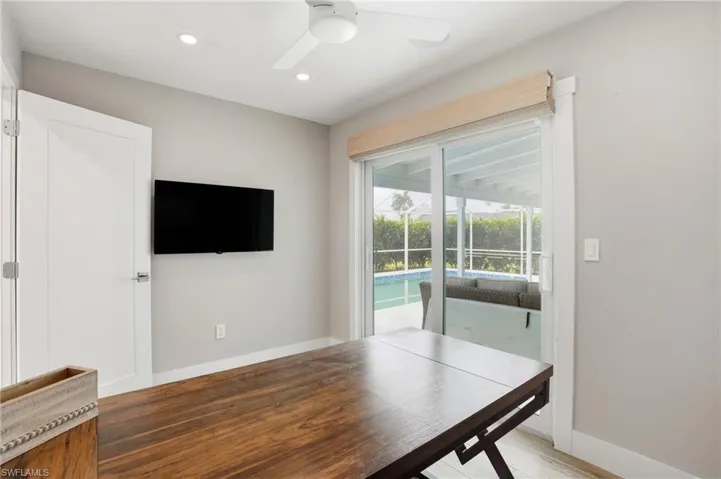 6163 Plumosa Ave, Fort Myers, Florida 33908