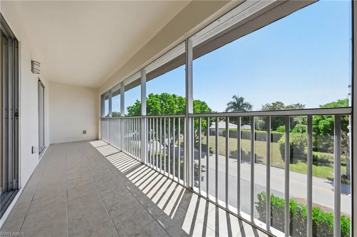 3150 Binnacle Dr 318, Naples, Florida 34103