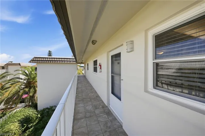 3150 Binnacle Dr 318, Naples, Florida 34103