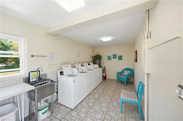 3150 Binnacle Dr 318, Naples, Florida 34103
