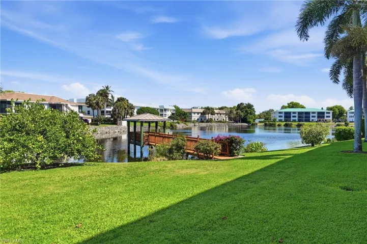 3150 Binnacle Dr 318, Naples, Florida 34103