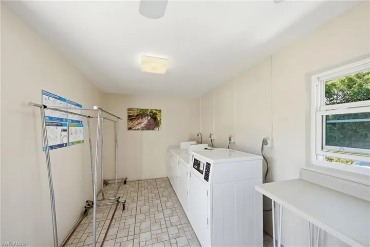 3150 Binnacle Dr 318, Naples, Florida 34103