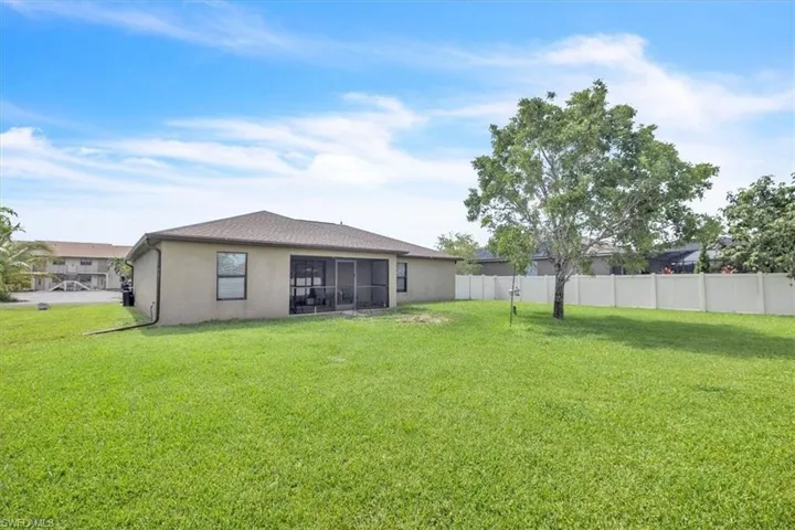 4529 Sw 10th Ave, Cape Coral, Florida 33914