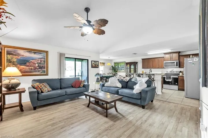 4529 Sw 10th Ave, Cape Coral, Florida 33914