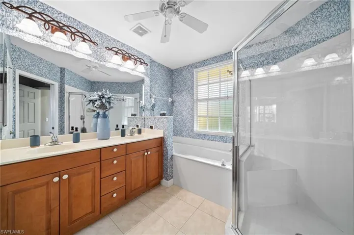 20241  Burnside  PL, Estero, FL 33928