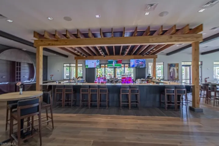 Barrel house full bar with inside & outside access